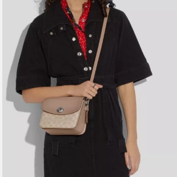 Coach Cassie Crossbody 19 In Signature Canvas/Leather - Picture 2 of 16